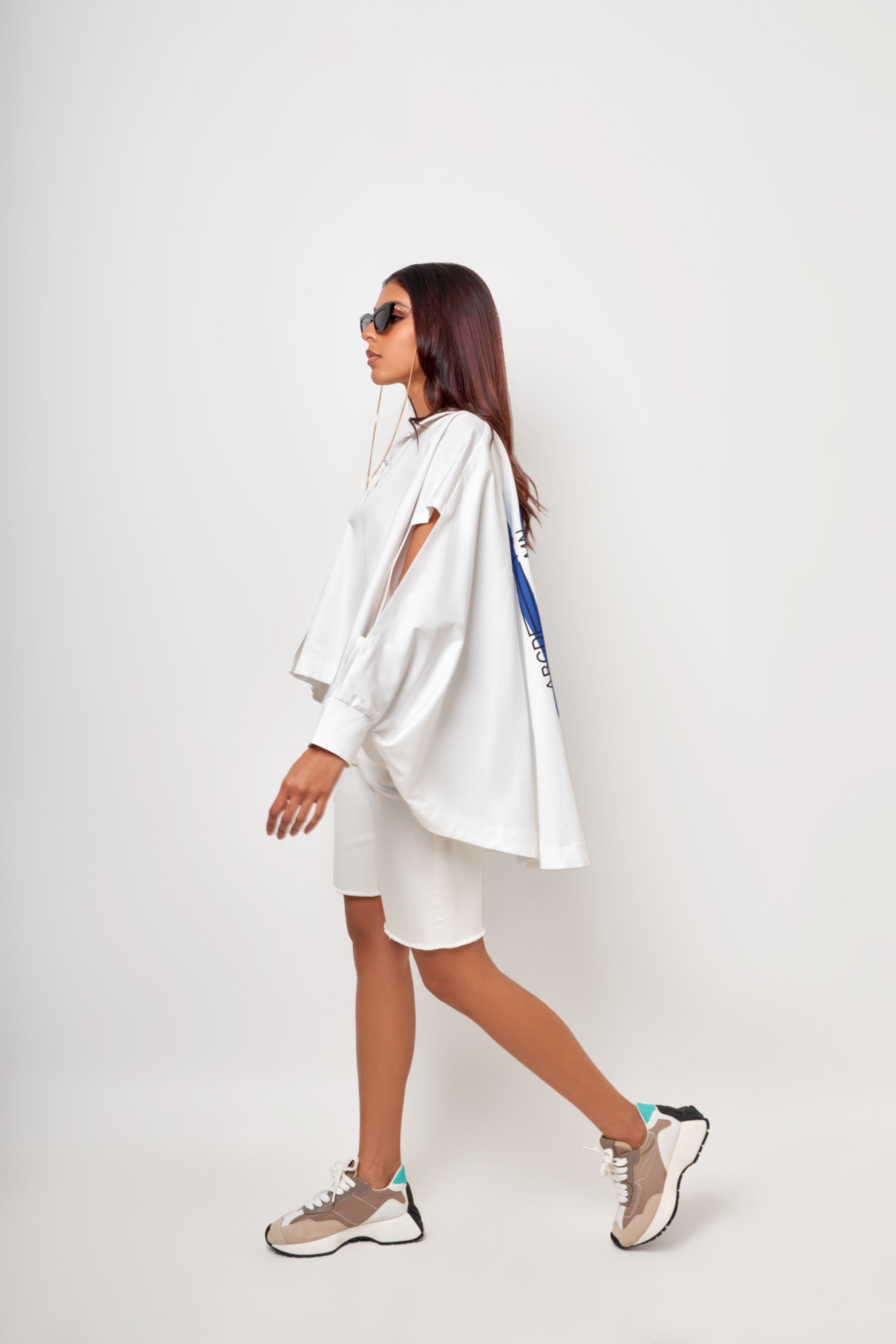 blue sky-   shirt  flow mid-long sleeve printed- قميص منسدل مع القوام متوسط الطول ساده مطبوع