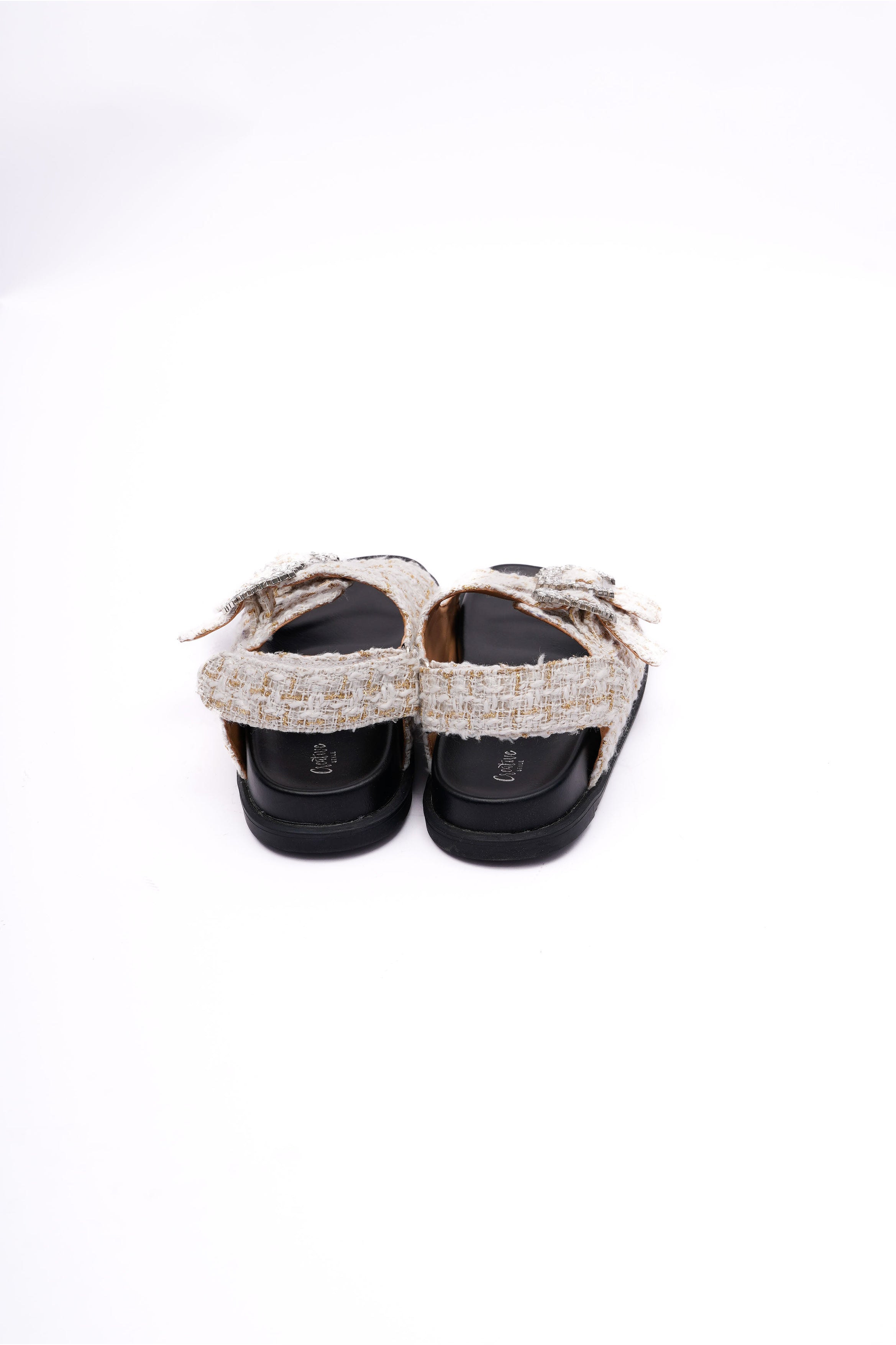 Classic Kicks SANDAL / CRYSTAL صندل  / بنمط كرستال