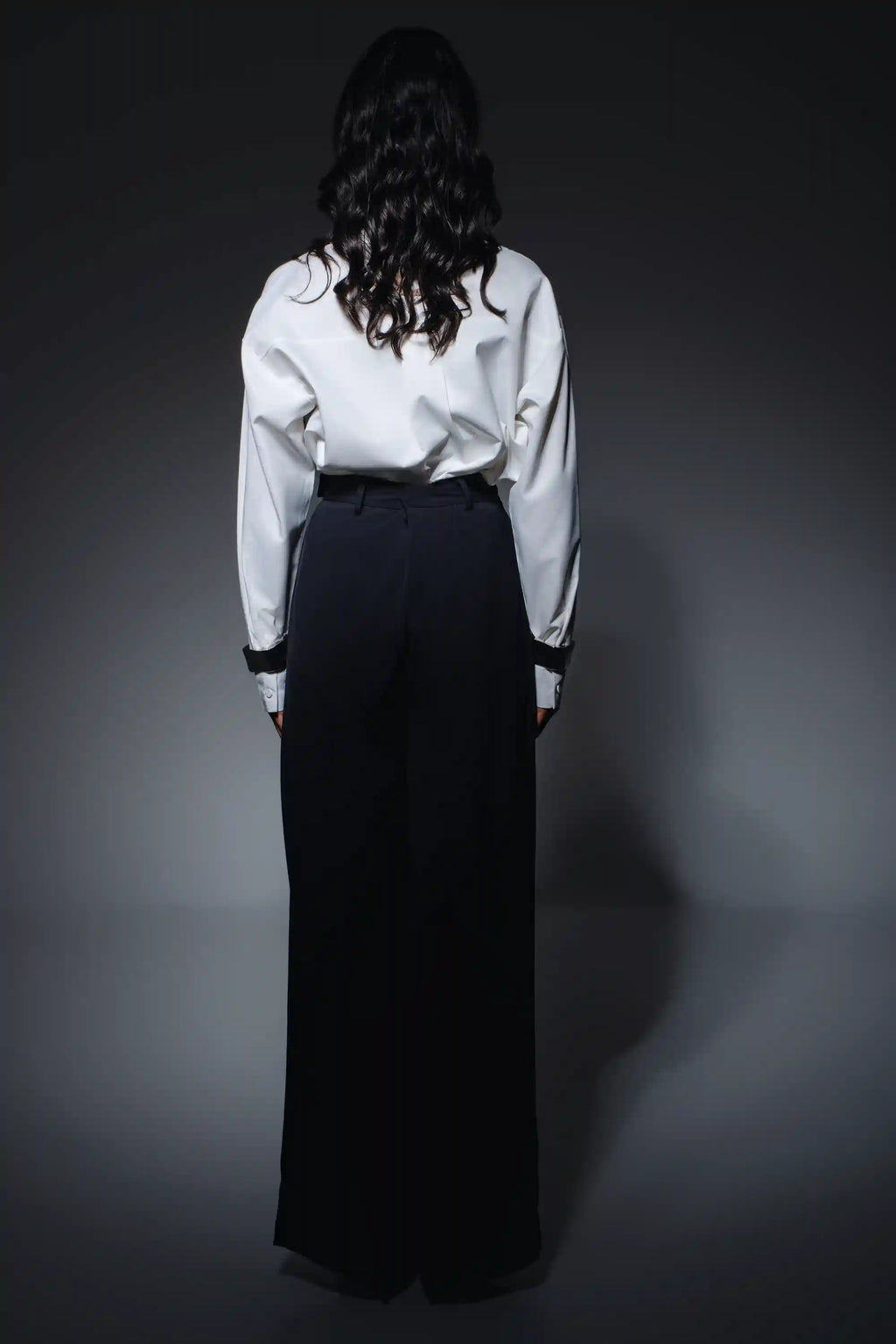 Shinning Glamour fit shirt long sleeve plain قميص متناسق كم طويل سادة