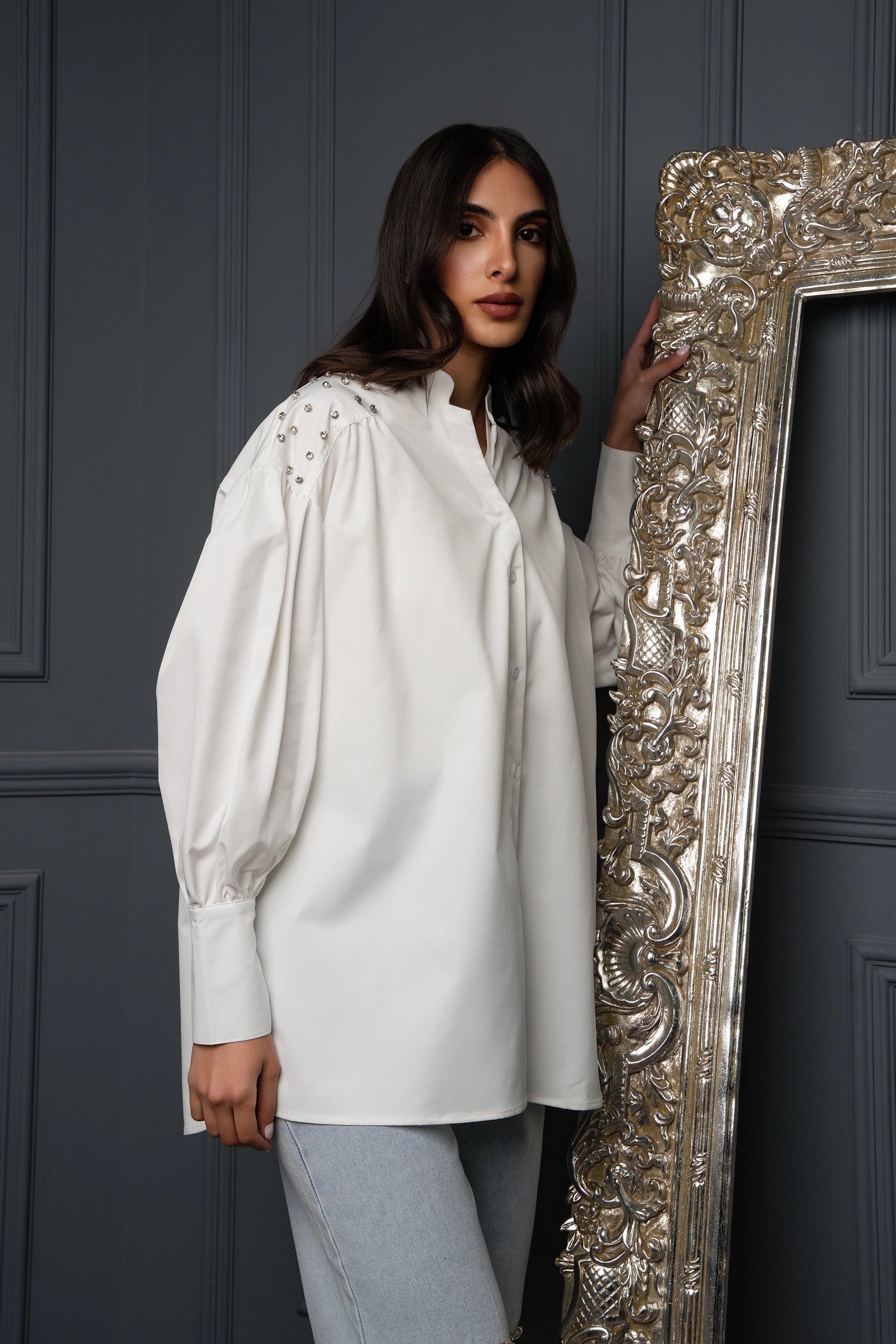 White Veil mid flow shirt long sleeve plain قميص فضفاض متوسط الطول كم طويل سادة