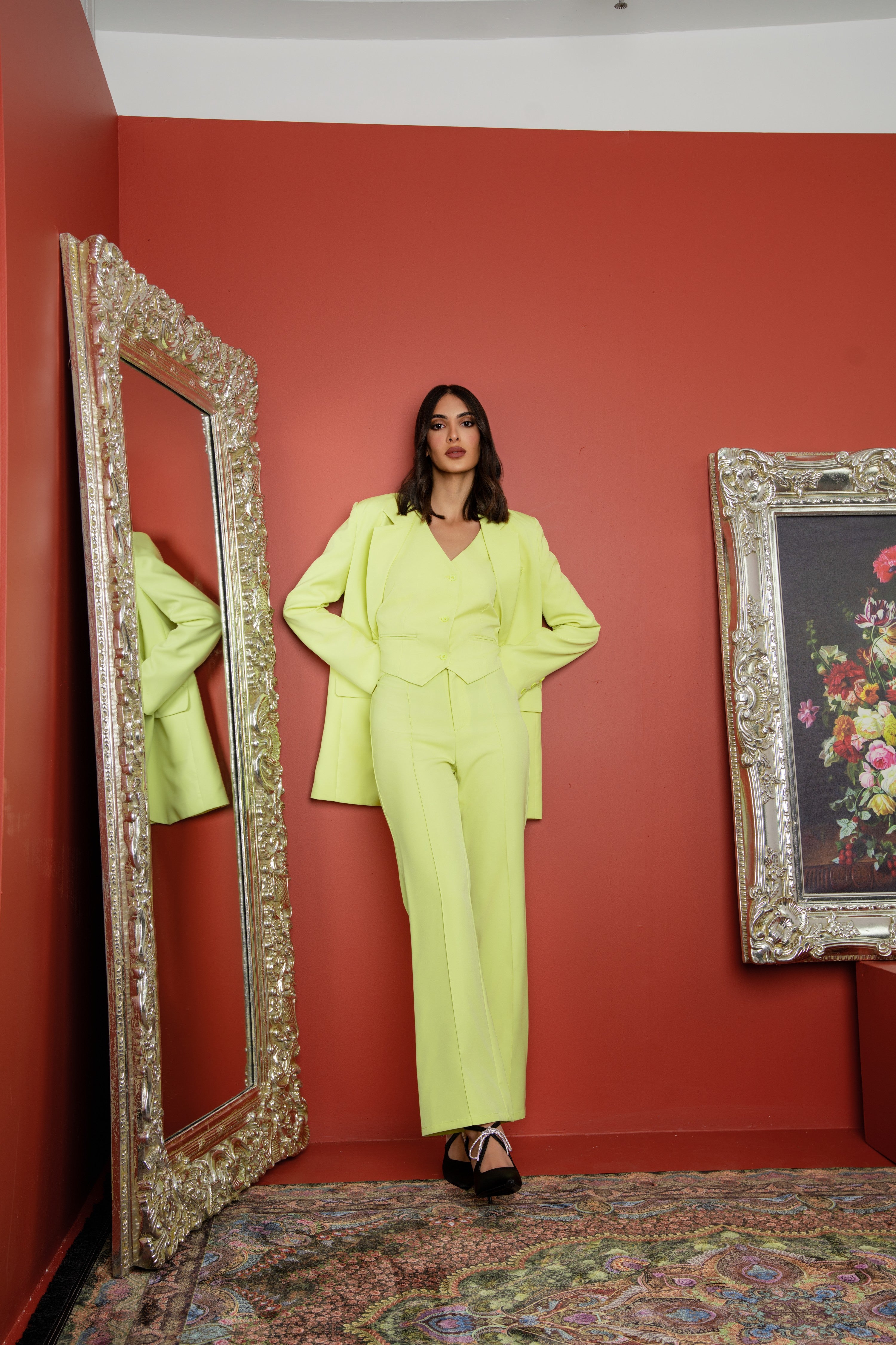 Sunshine fit  جاكيت متناسق كم طويل سادة