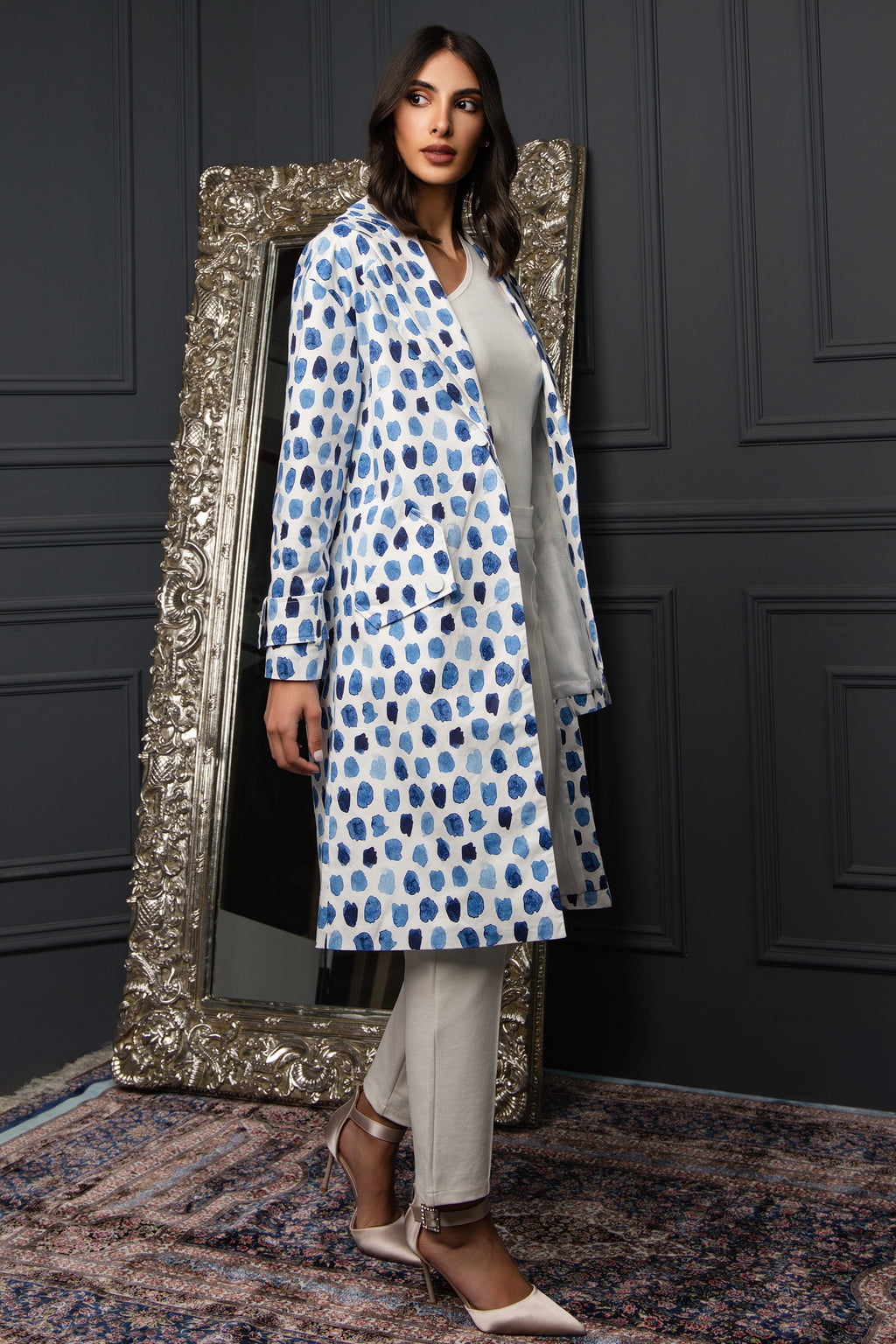 Dots of blue mid fit jacket long sleeve plain جاكيت متناسق متوسط الطول كم طويل سادة