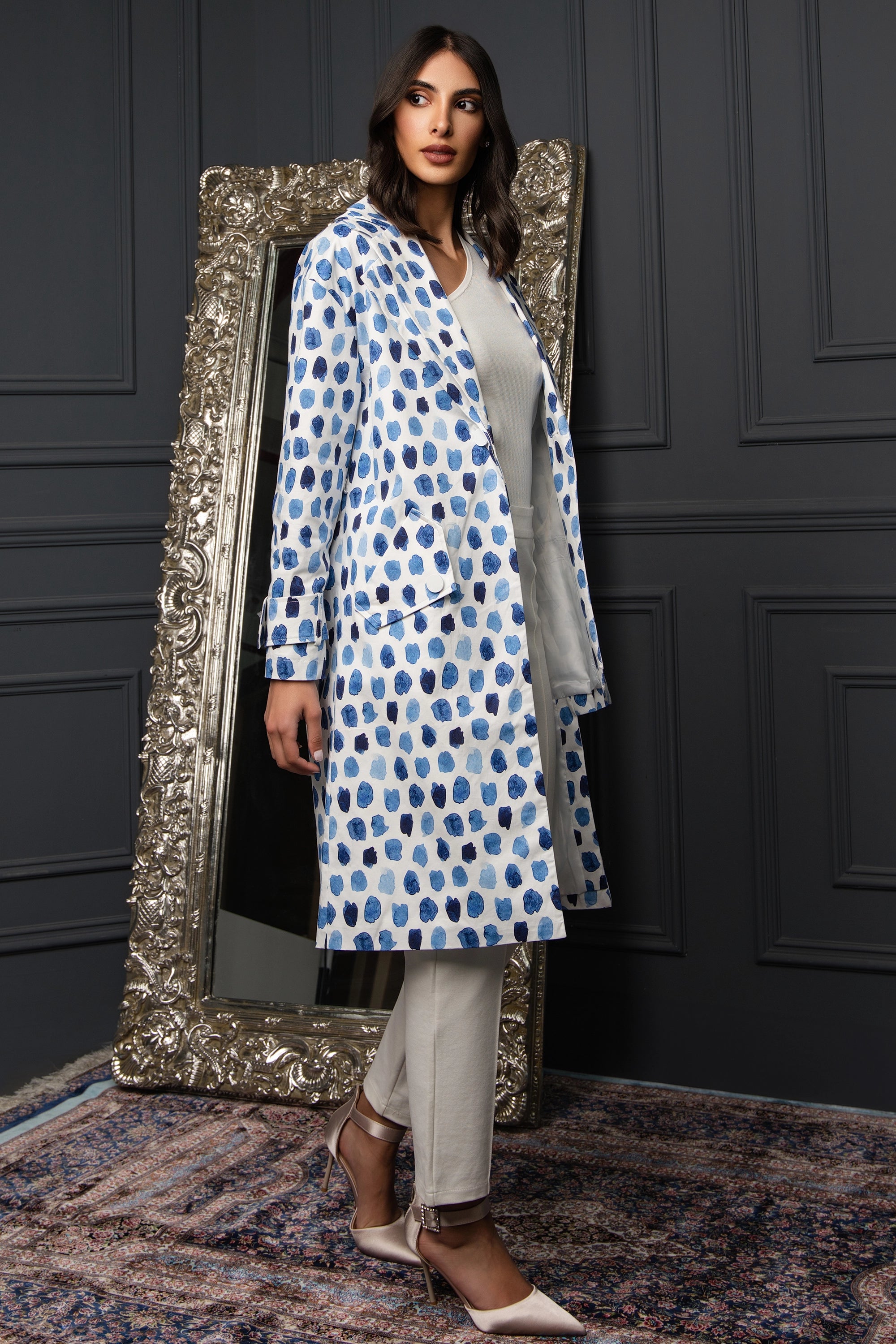 Dots of blue mid fit jacket long sleeve plain جاكيت متناسق متوسط الطول كم طويل سادة