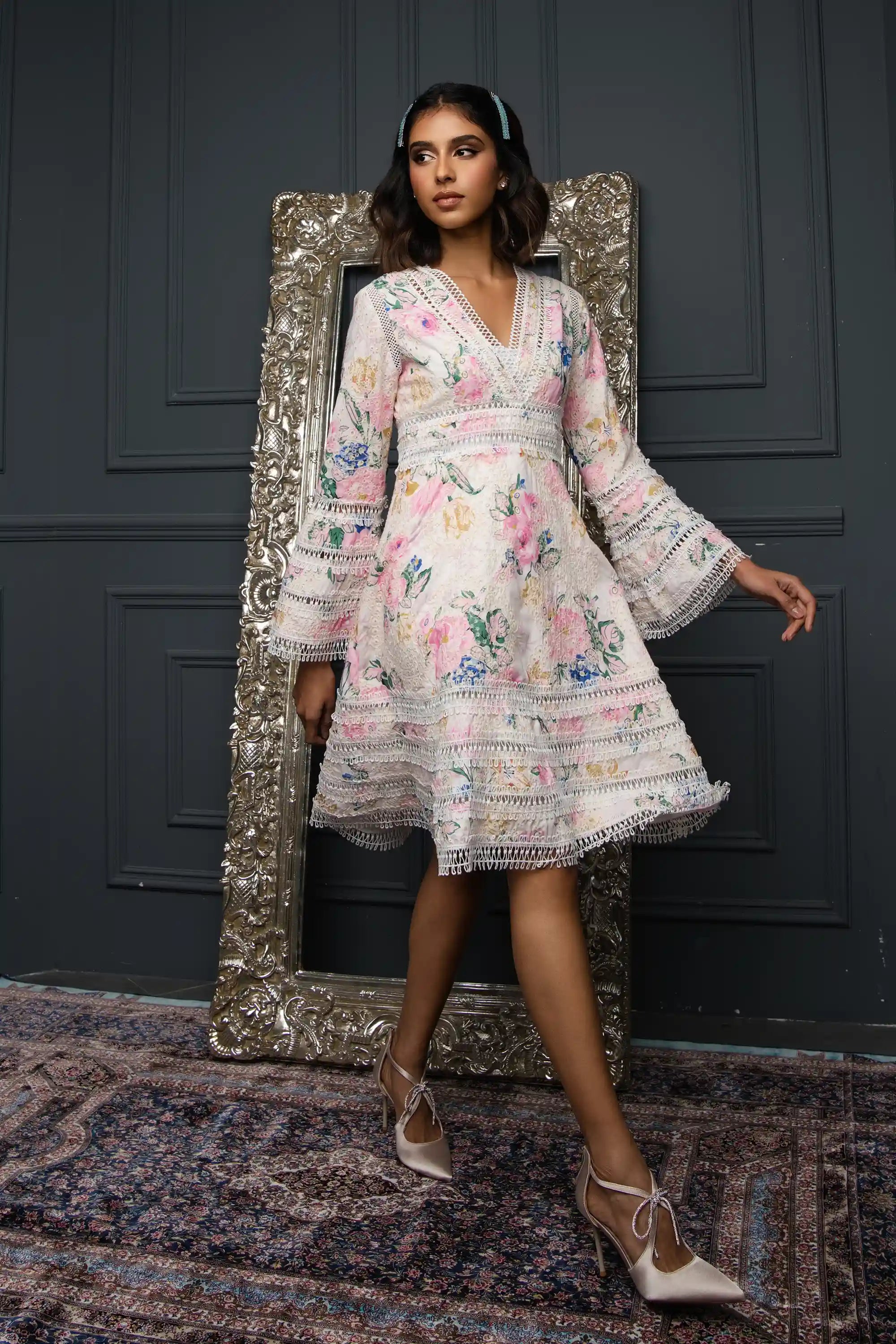 Floral flow mini dress long sleeve فستان قصير فضفاض كم طويل