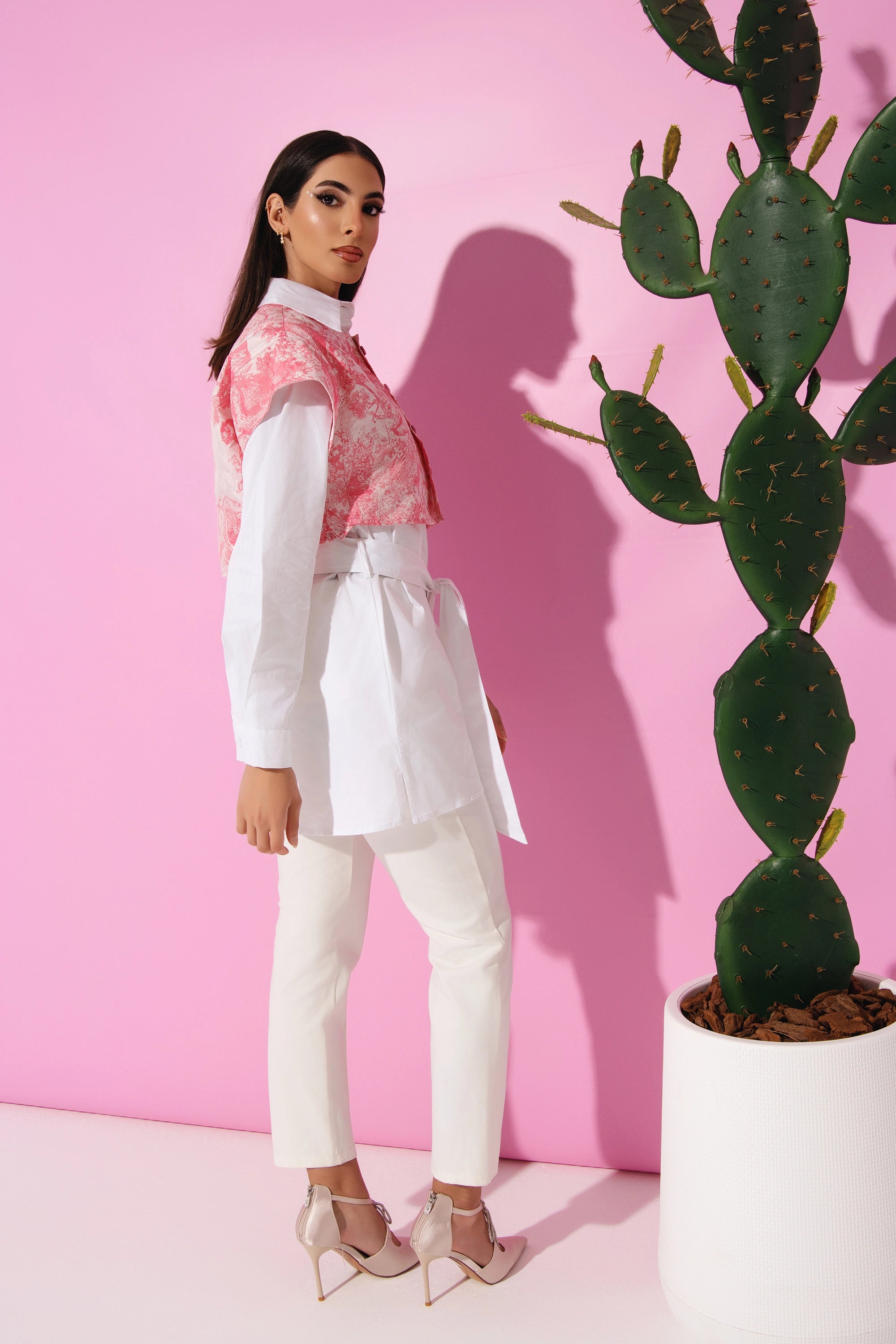 Pink Painting flow mid shirt long sleeve قميص فضفاض متوسط الطول كم طويل