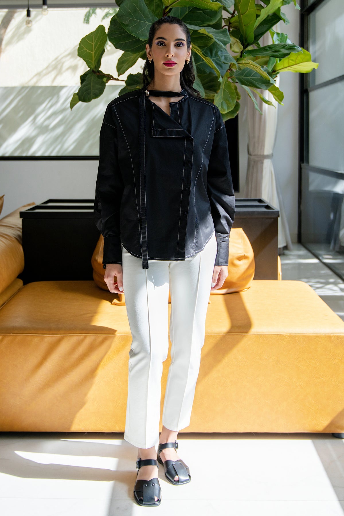 Willow Fit  بلوزة سادة مع اكمام  طويلة