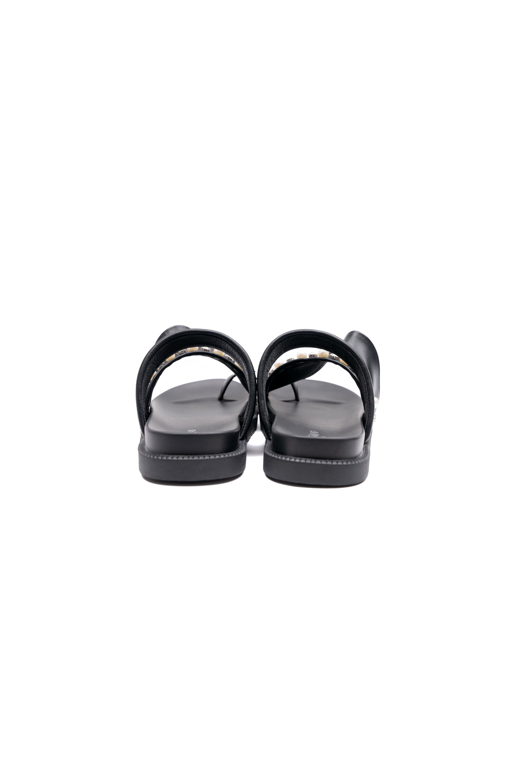 Pearls On Slipper سليبر