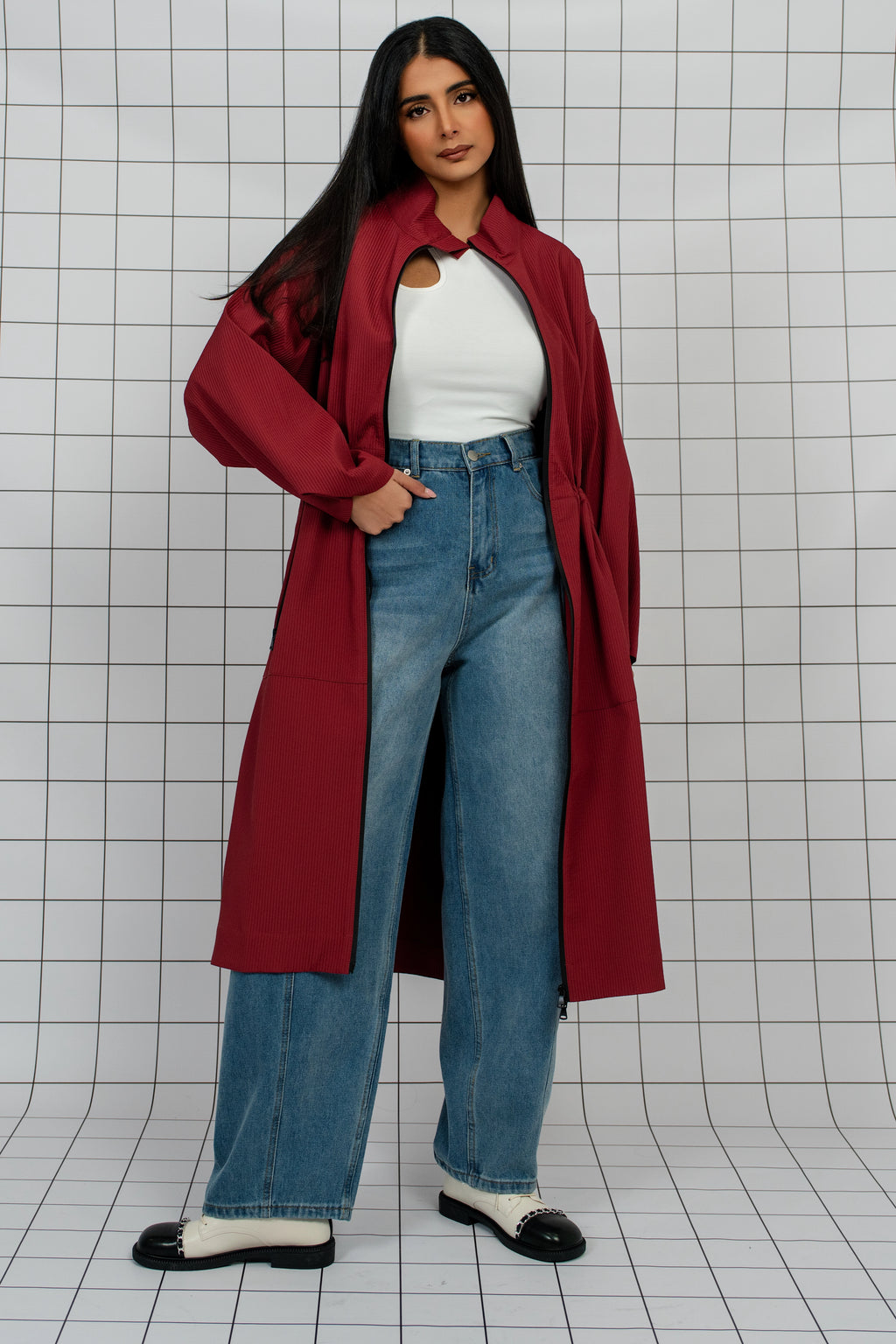 LETS HANG THE CLUE	LONG SLEEVE LOSSE FIT A LINE SHAPE	قصة واسعة, أكمام طويلة تناسب شكل A