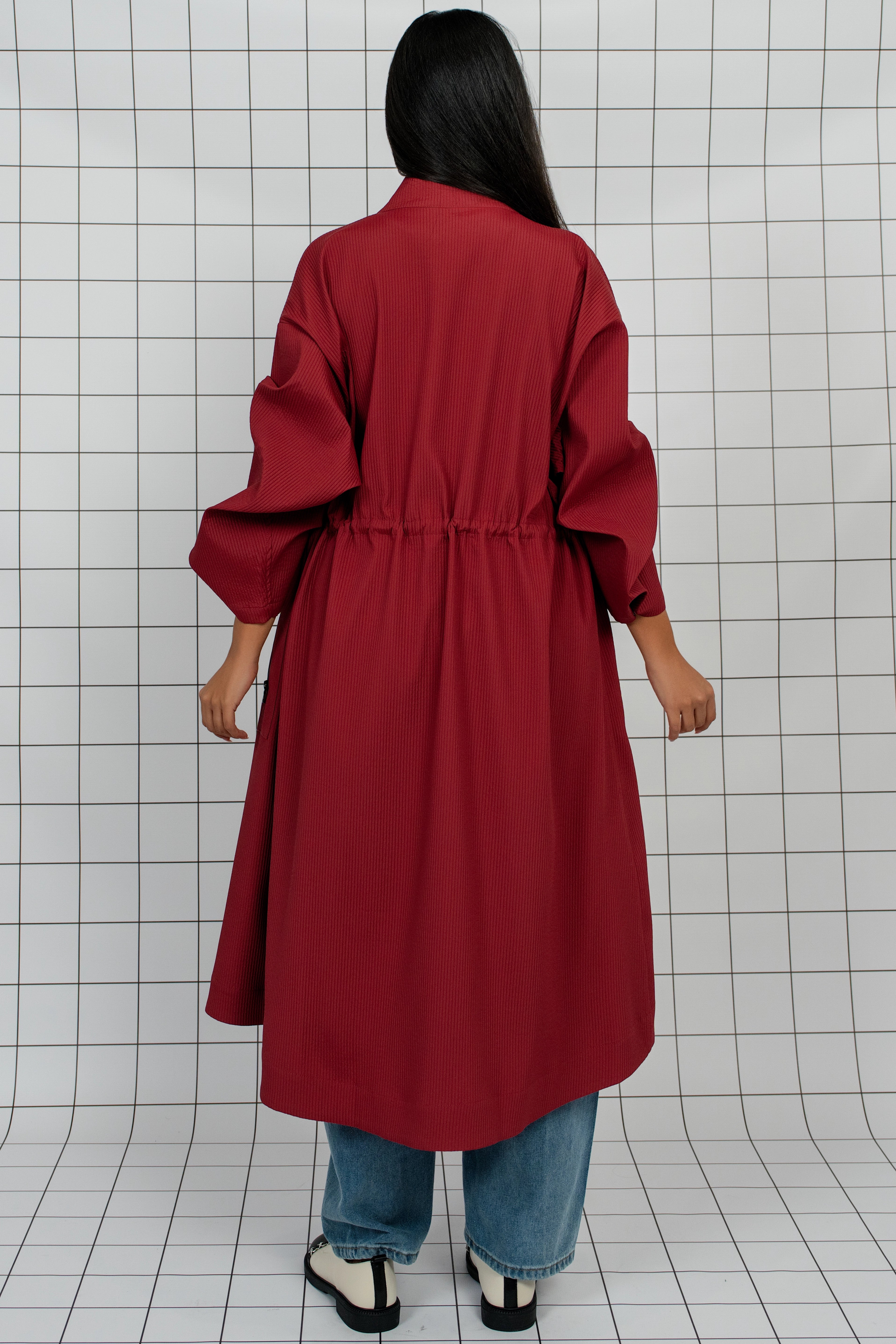 LETS HANG THE CLUE	LONG SLEEVE LOSSE FIT A LINE SHAPE	قصة واسعة, أكمام طويلة تناسب شكل A