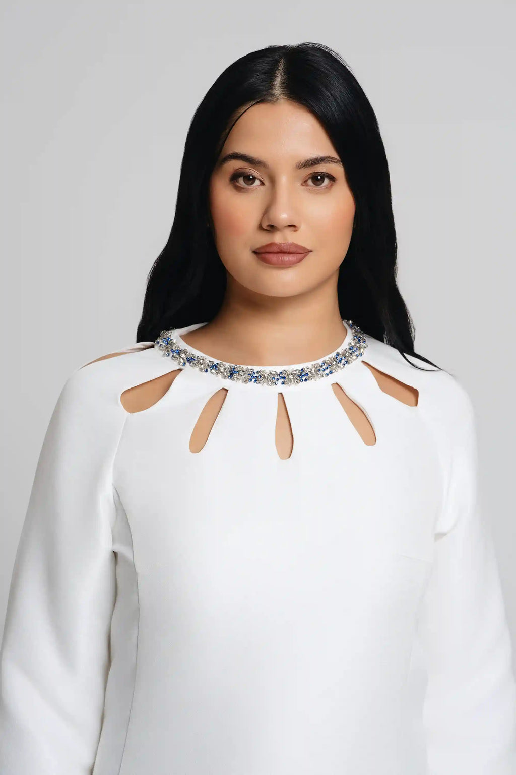 Urban Elite 	A Line Long sleeve mid length-متوسط الطول باكمام