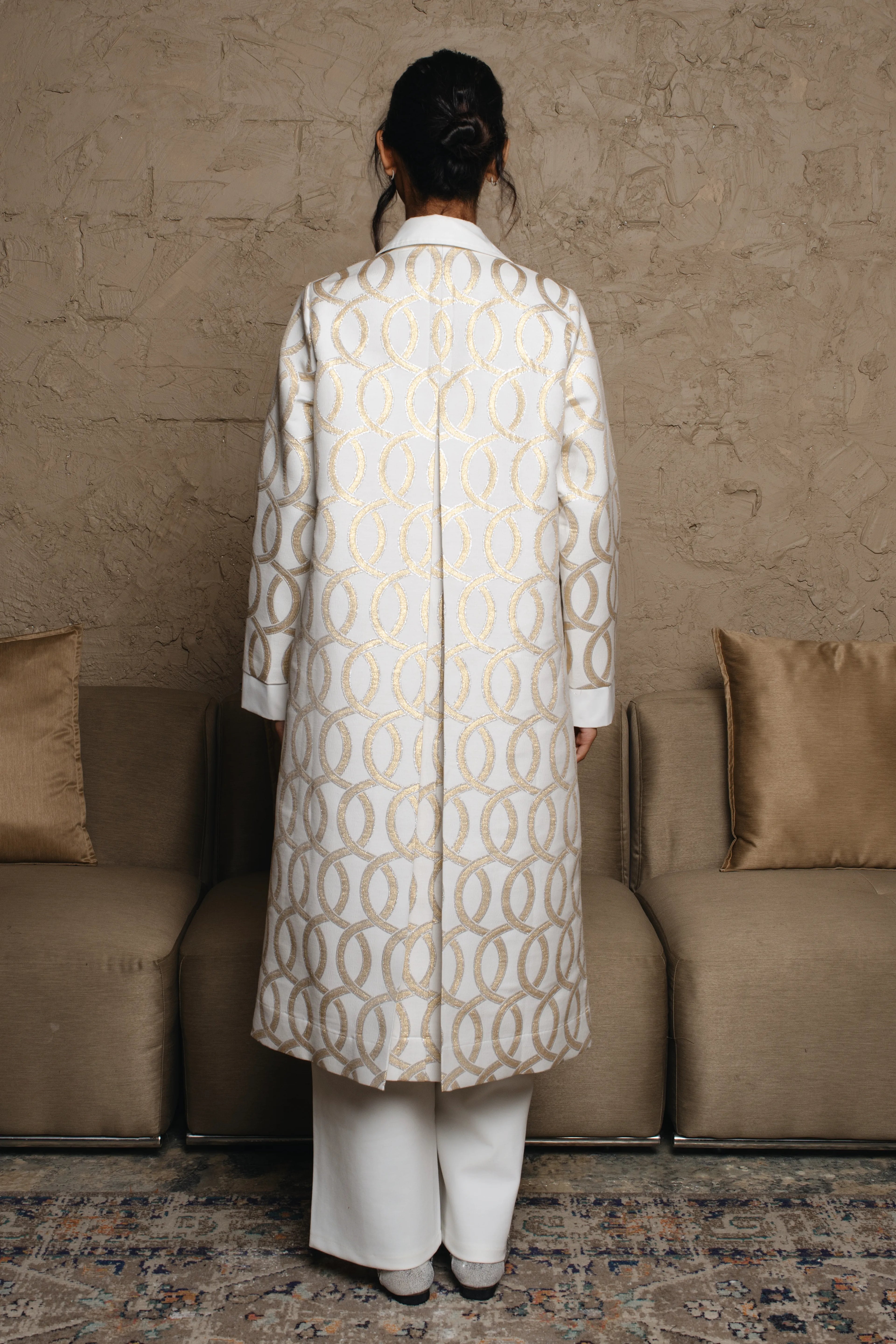 The Golden Dreamer Long Length Long sleeve front open - طويل ، كم طويل، مفتوح من الأمام