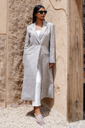 The sophisctaed Ensemble	Long length Long sleeve tailored fit 	طويل مع أكمام طويلة مقاس مخصص