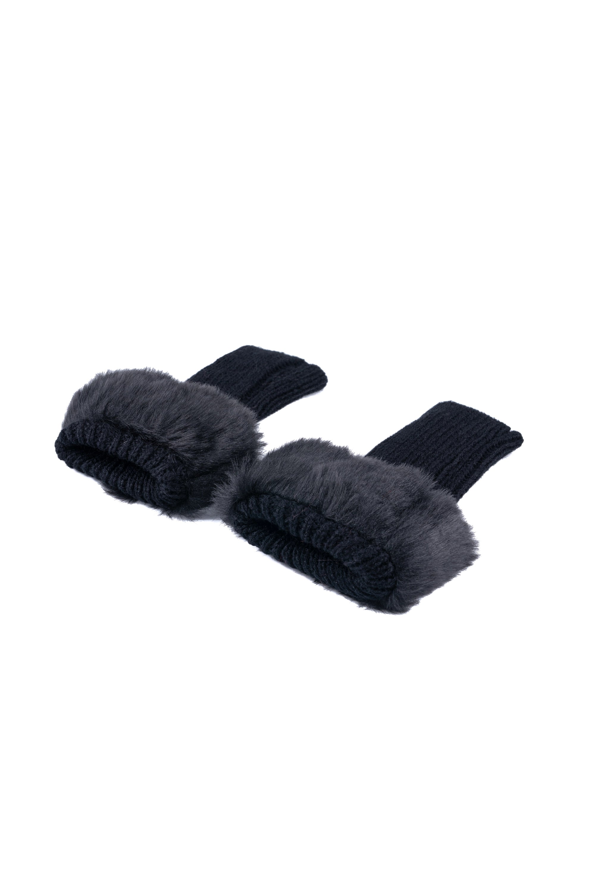 HAND SLEEVS 01 AW25 أكمام اليد