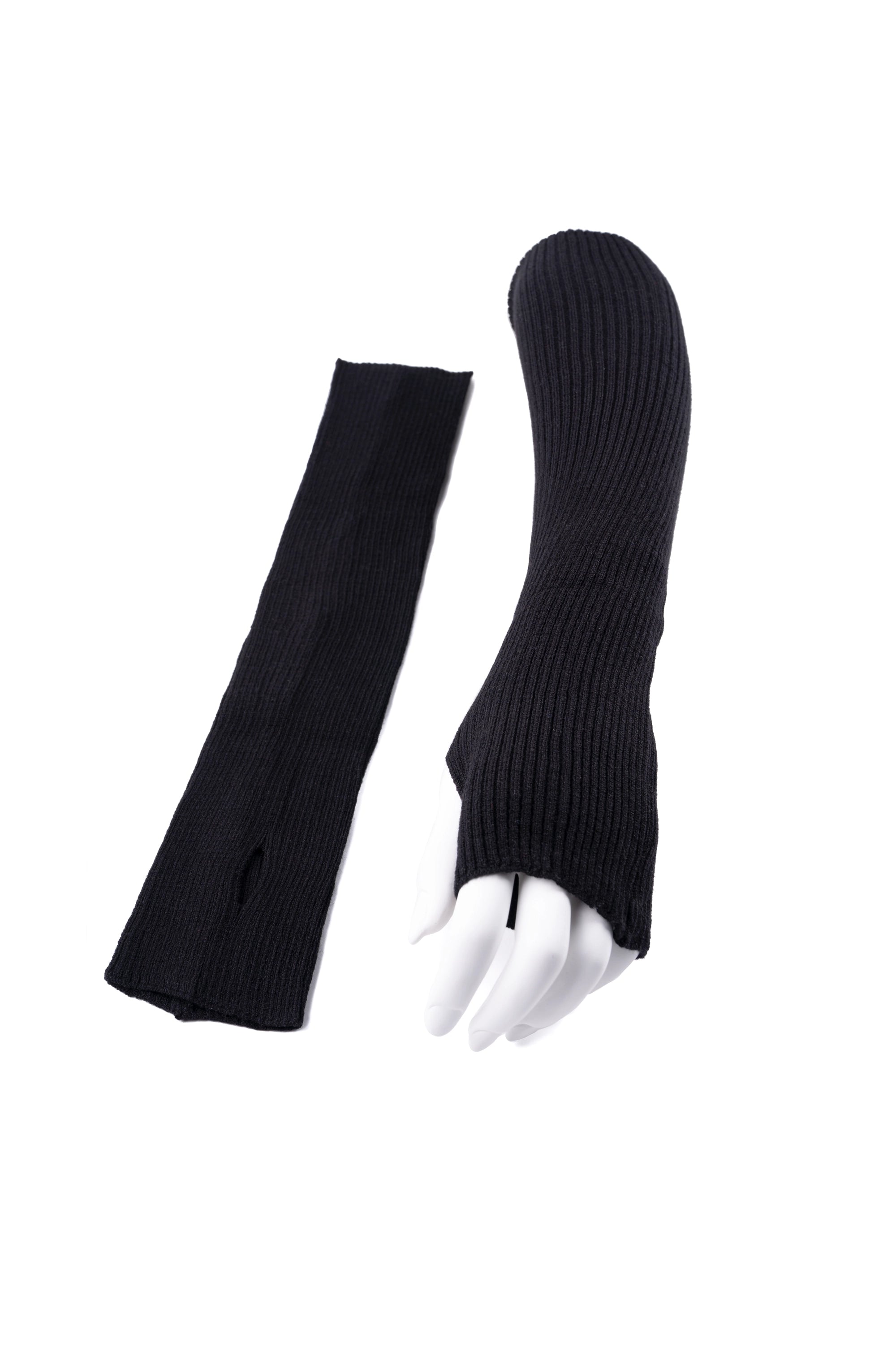 HAND SLEEVS 2 AW25 أكمام اليد