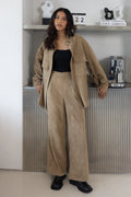 SUEDE STRAIGHT-LEG SET طقم بنطلون مستقيم من الجلد المدبوغ