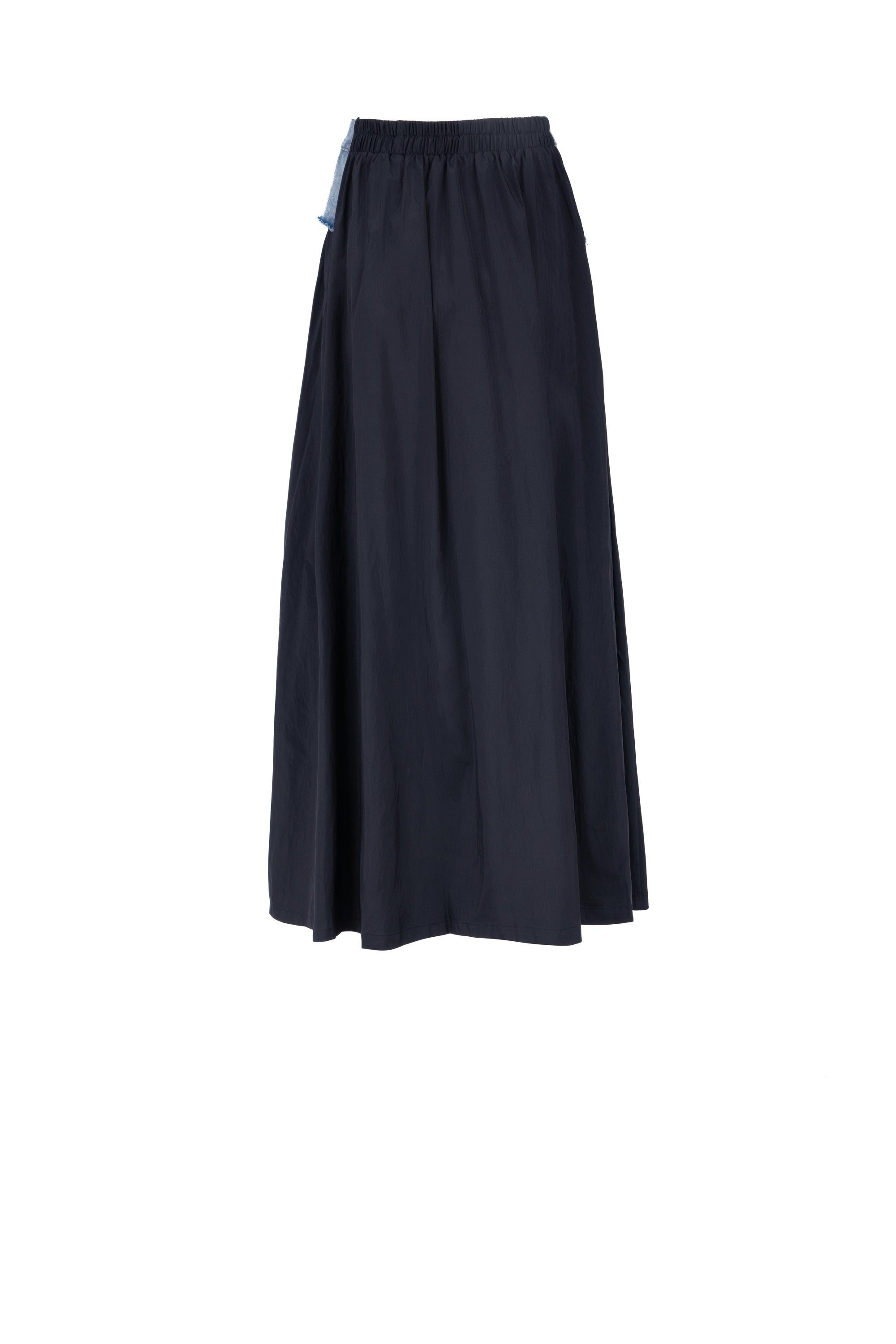 AMALGAMATE MAXI SKIRT تنورة ماكسي من قماش أمالغاميت