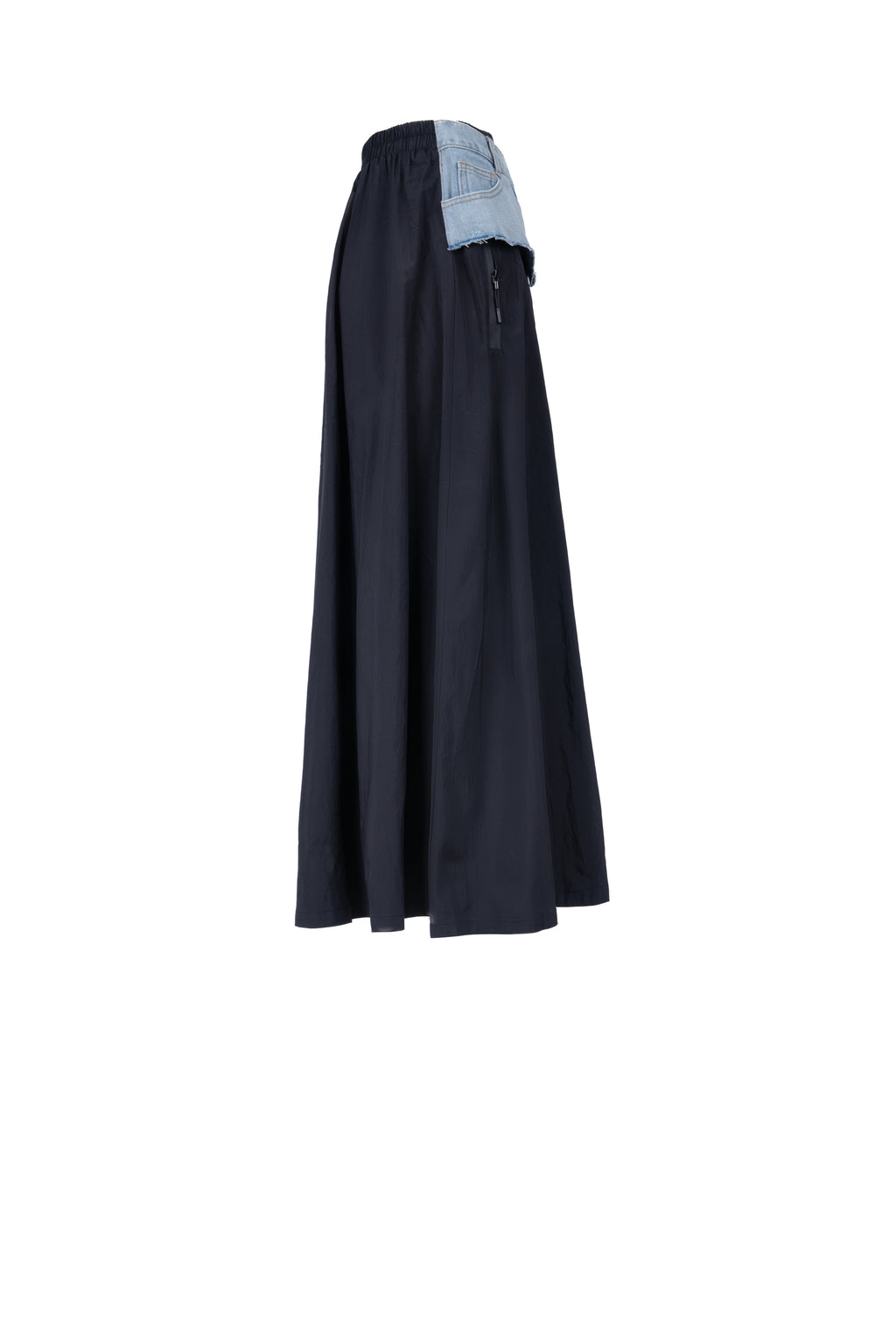 AMALGAMATE MAXI SKIRT تنورة ماكسي من قماش أمالغاميت