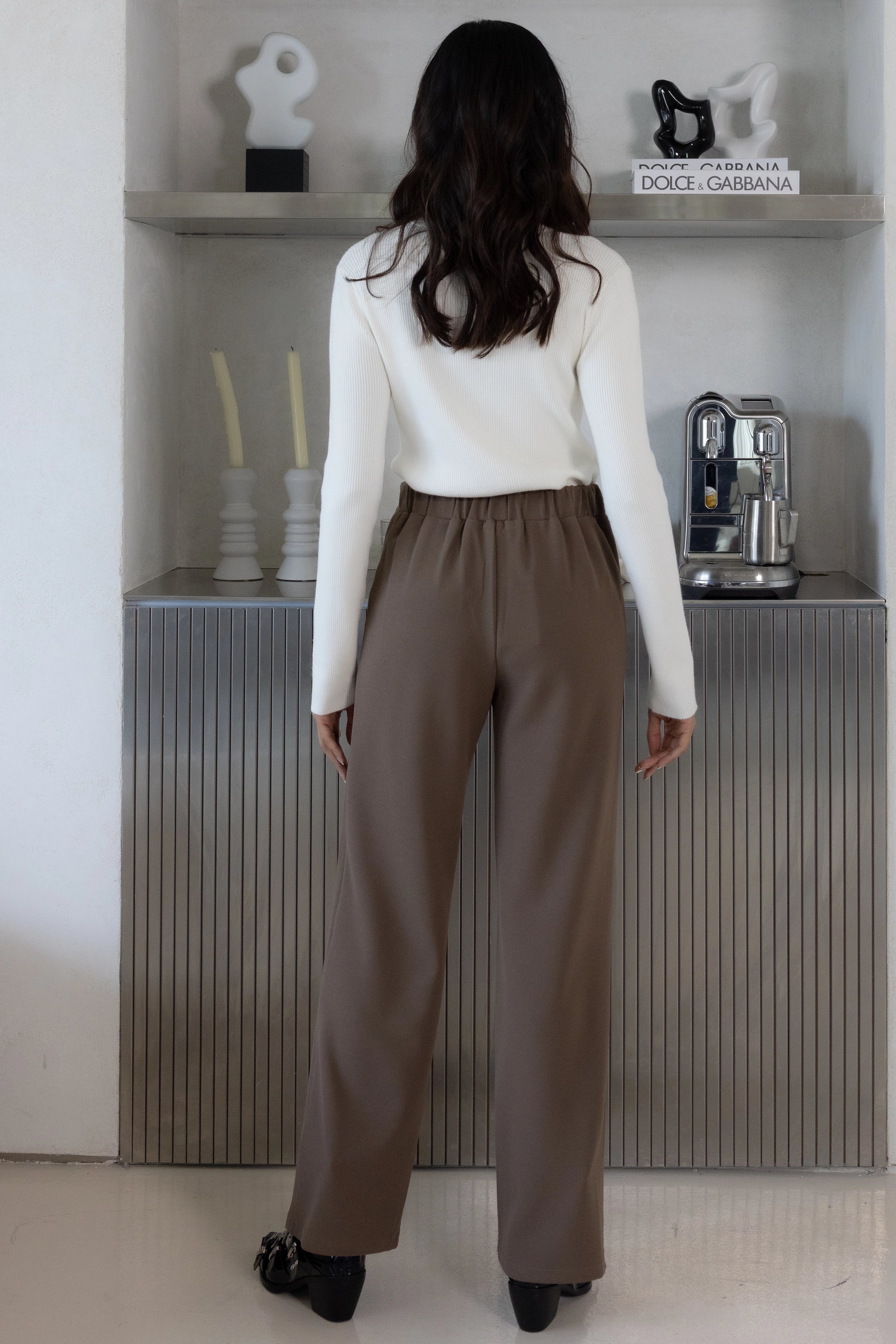 STRAIGHT RELAXED TROUSER بنطال مستقيم ومريح