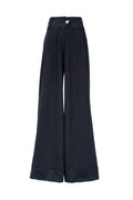 SCULPTED WIDE-LEG TROUSER بنطال واسع الساقين بتصميم منحوت