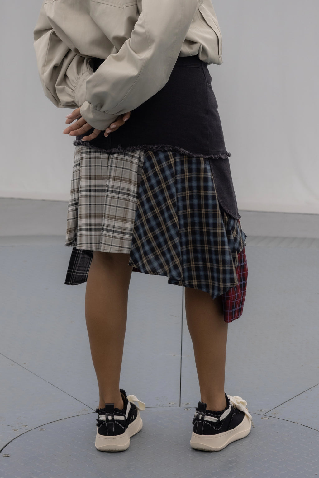 CHECKED REVIVAL SKIRT  تنورة كاروهات ريفايفل