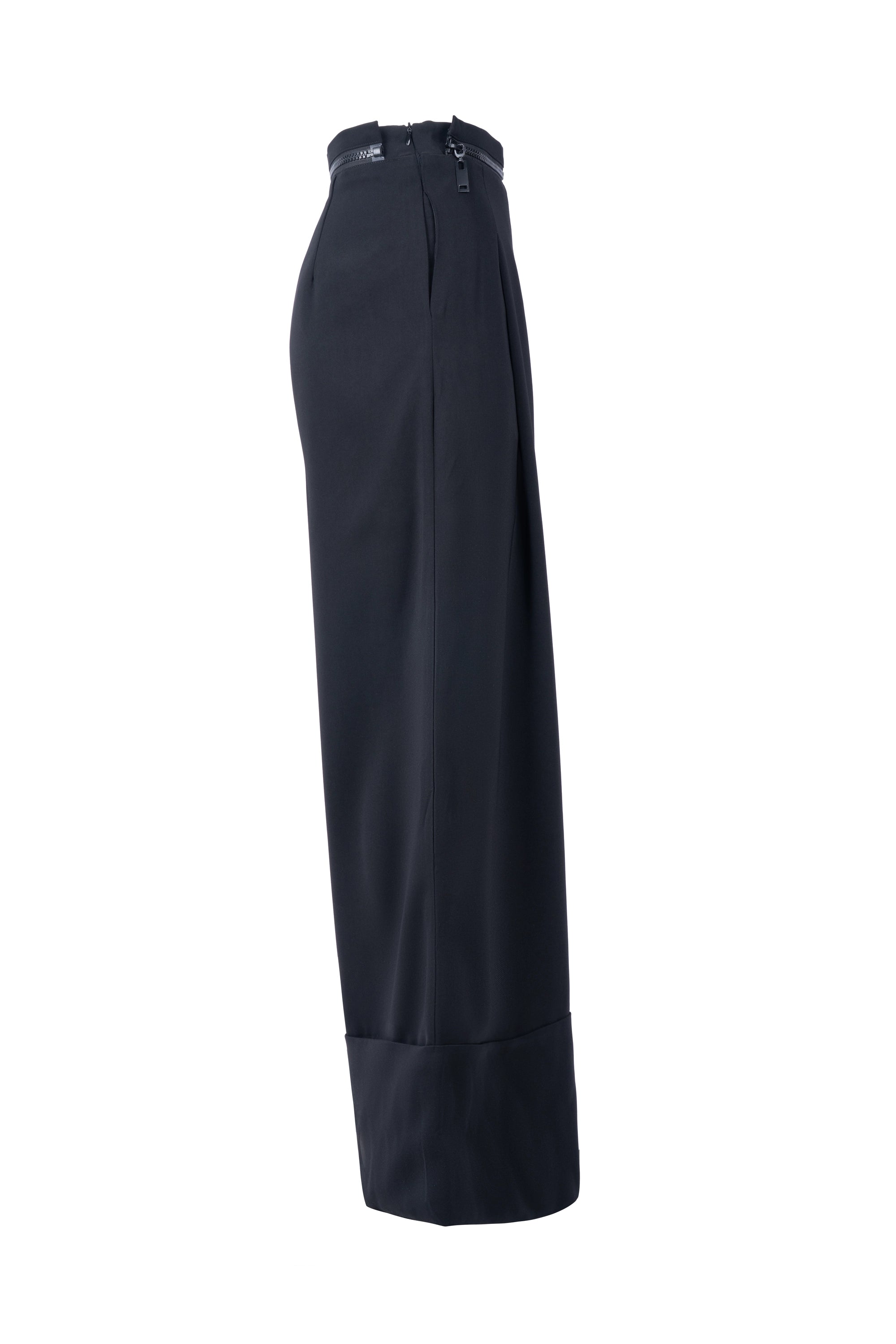 TURN-UP WIDE LEG TROUSER  بنطال واسع الساقين قابل للطي