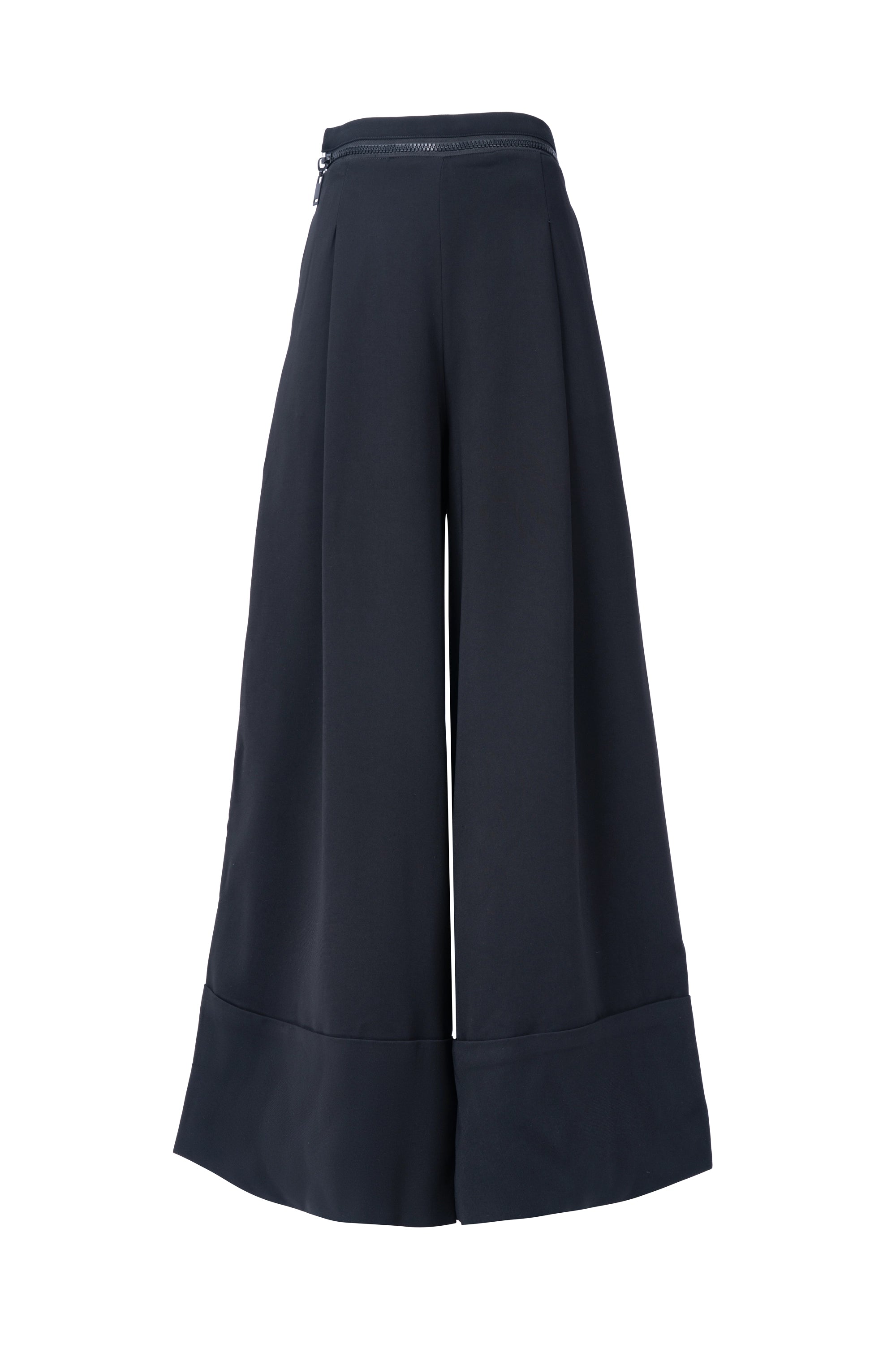 TURN-UP WIDE LEG TROUSER  بنطال واسع الساقين قابل للطي