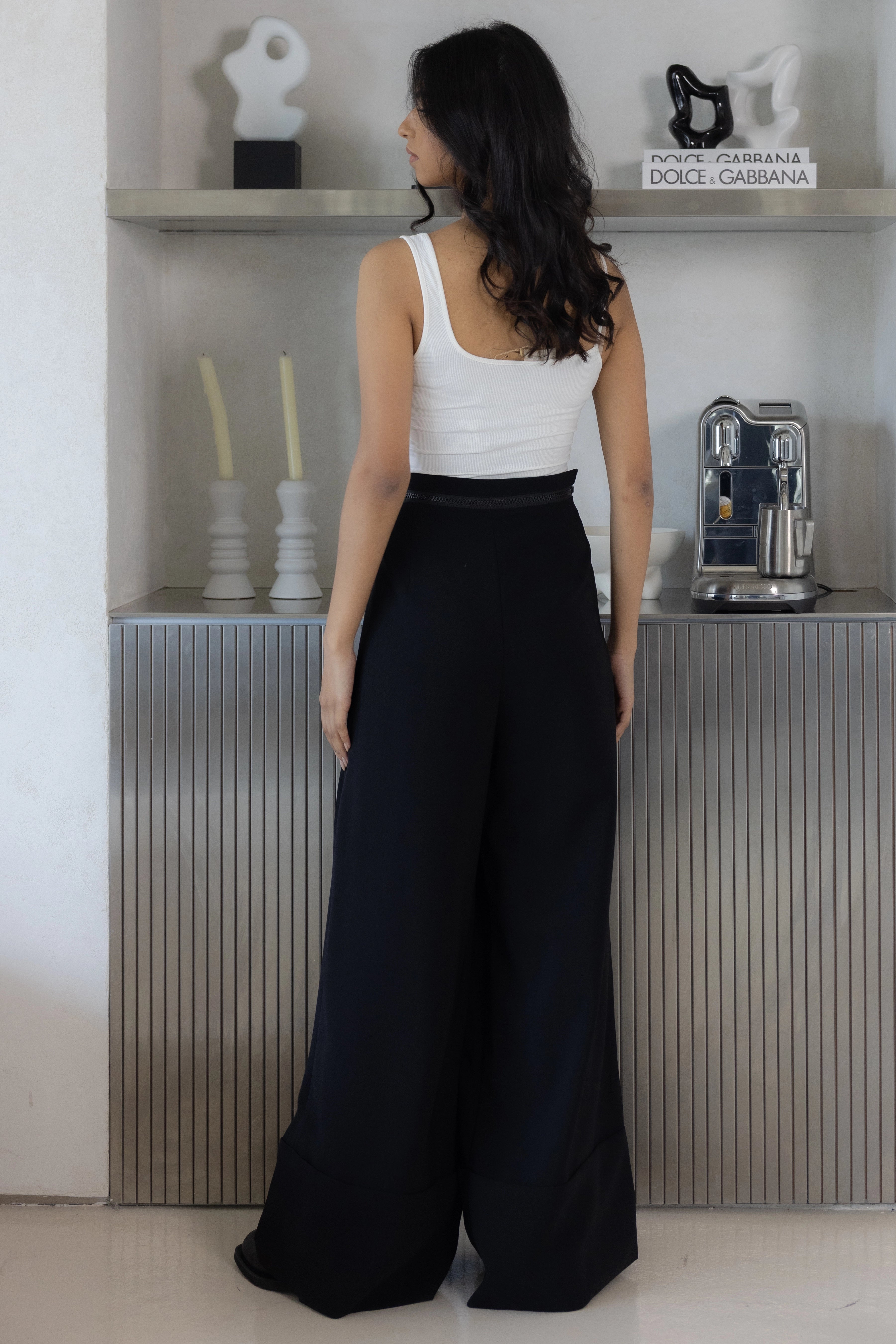 TURN-UP WIDE LEG TROUSER  بنطال واسع الساقين قابل للطي
