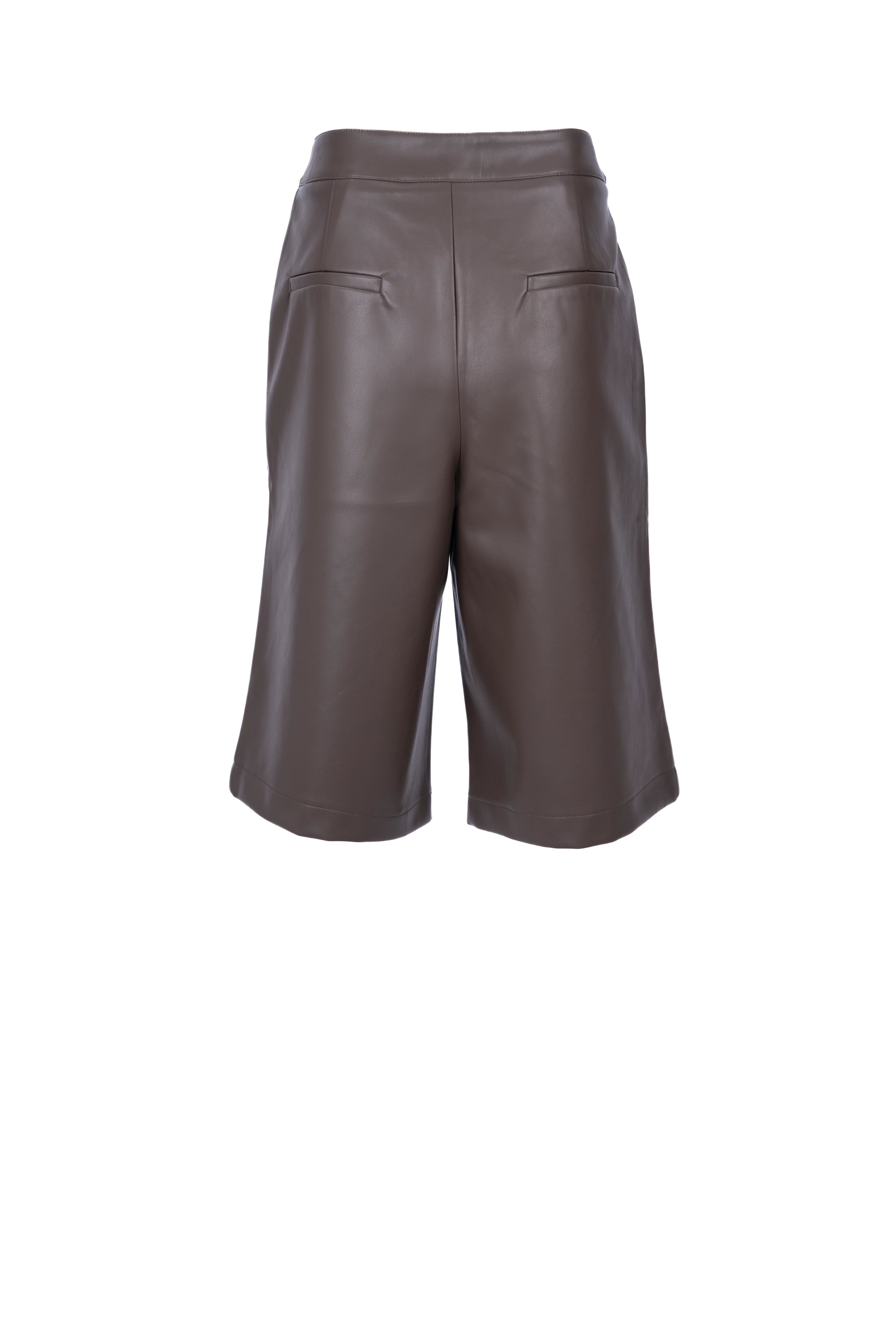 PU BERMUDA SHORTS شورت برمودا من البولي يوريثان