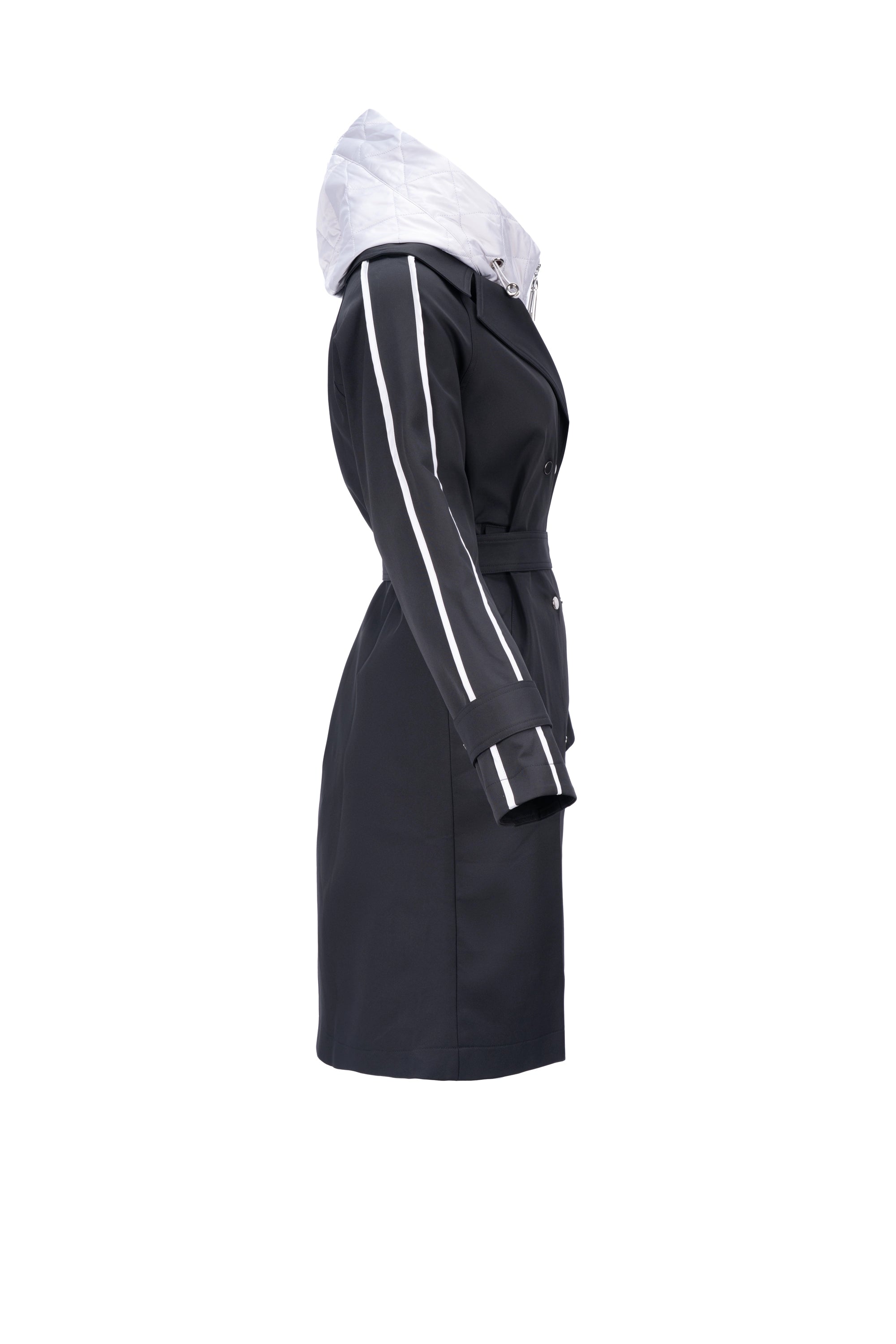 HOODED VANGUARD COATمعطف فانجارد ذو غطاء رأس