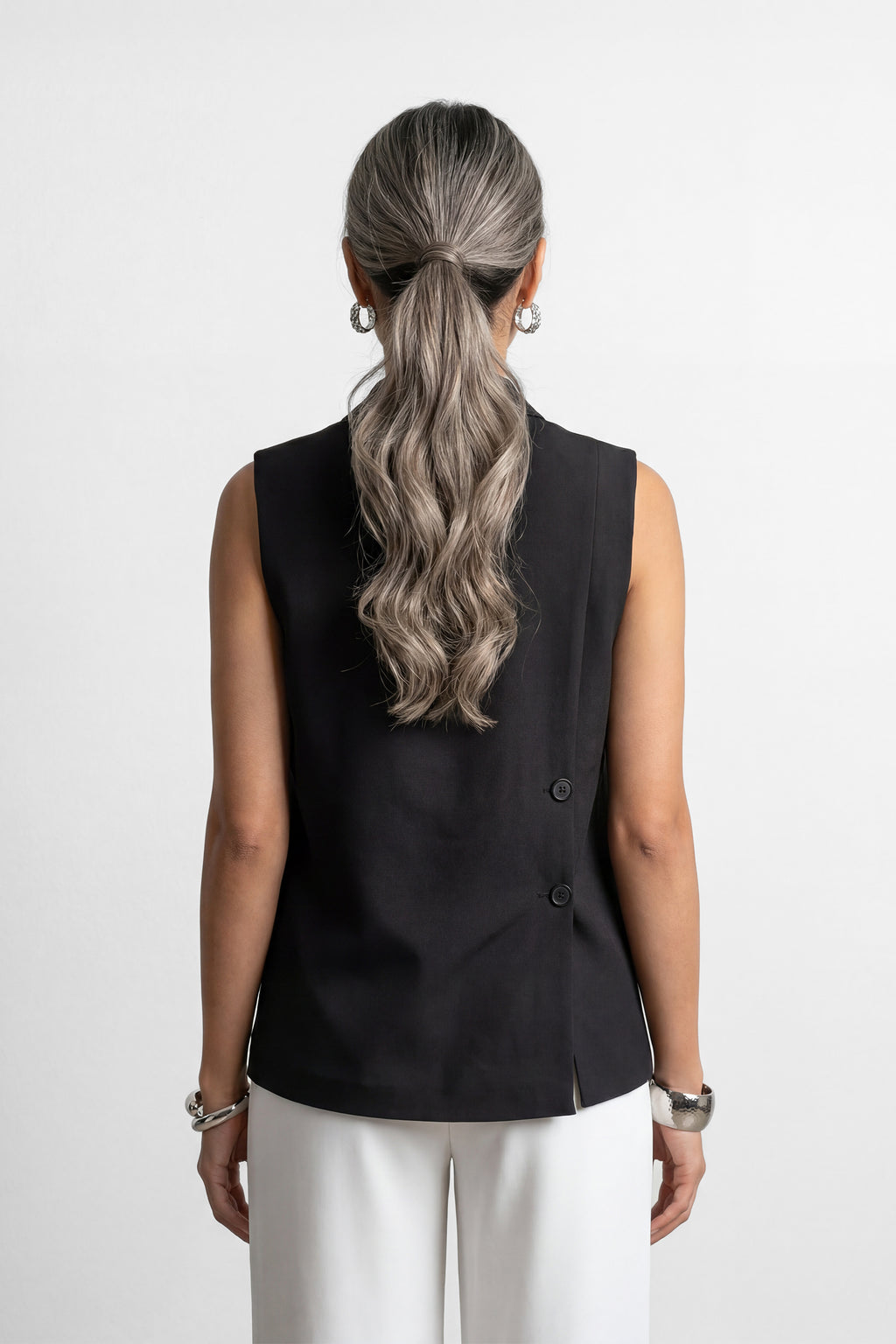 NERO VEST سترة نيرو