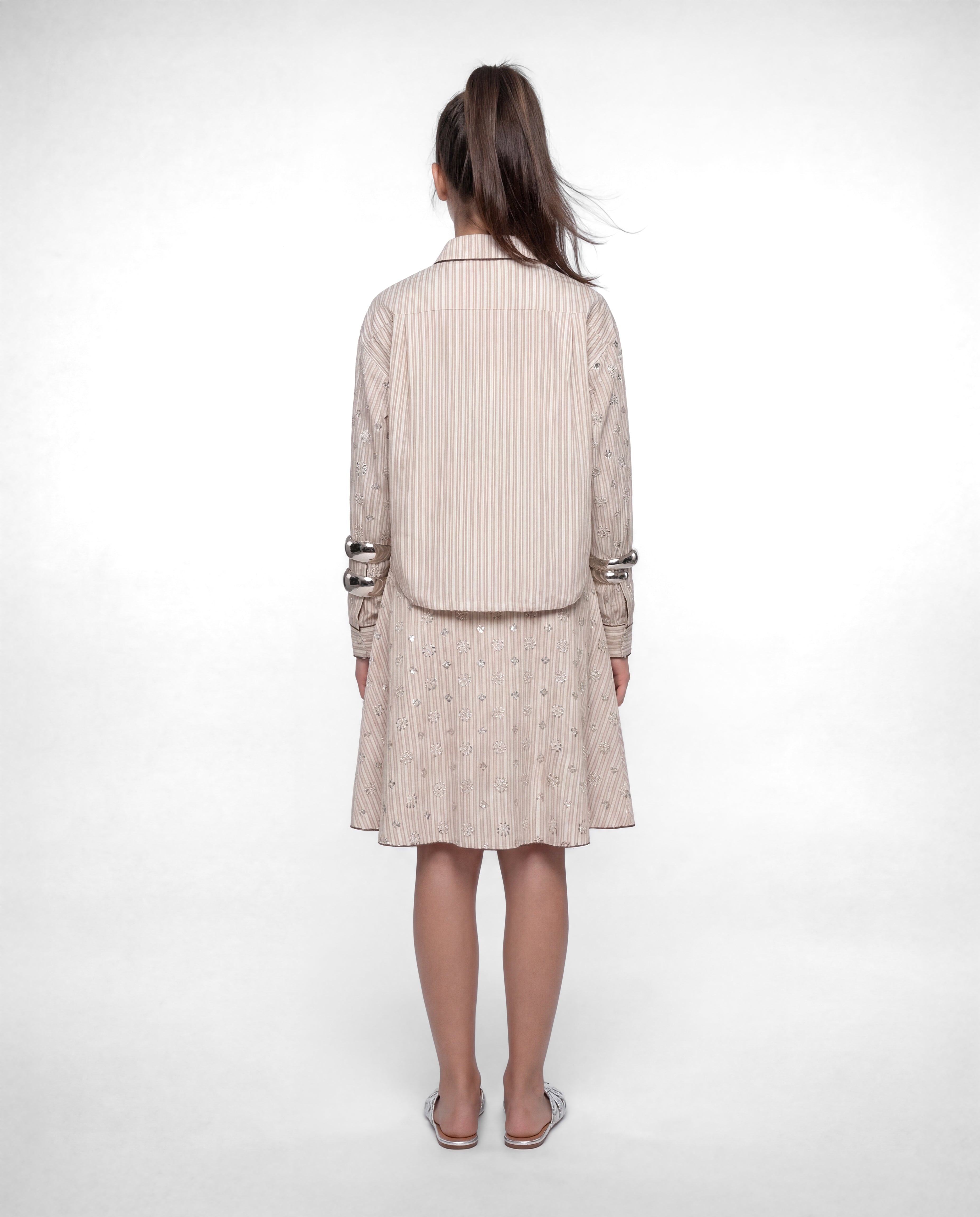 PINSTRIPE BRODERIE SET طقم تطريز مخطط